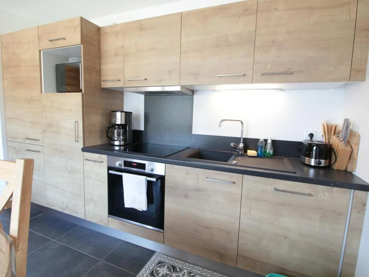 Apartment Spacieux 4 Pieces, 6 Couchages, Terrasse, Pres Pistes Et Commerces, Parking Couvert, Casier A Skis - Fr-1-572-244 Les Carroz d'Araches France
