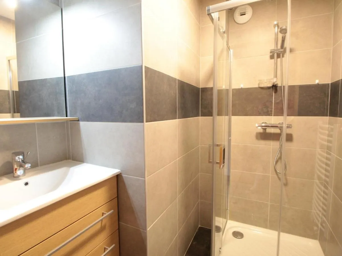 Spacieux 4 Pieces, 6 Couchages, Terrasse, Pres Pistes Et Commerces, Parking Couvert, Casier A Skis - Fr-1-572-244 Les Carroz d'Araches Apartment