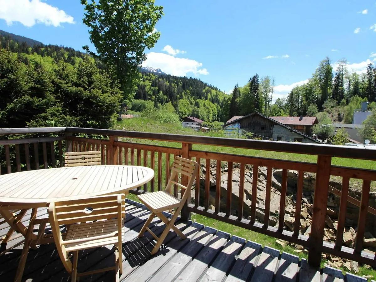 Spacieux 4 Pieces, 6 Couchages, Terrasse, Pres Pistes Et Commerces, Parking Couvert, Casier A Skis - Fr-1-572-244 Les Carroz d'Araches 0*,  France